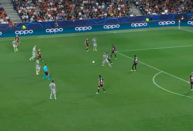 1662494384744074963.gif ac-28.gif